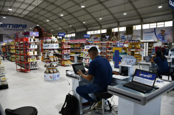 Gobierno inaugura supermercado Macroemapa en la ciudad de Santa Cruz