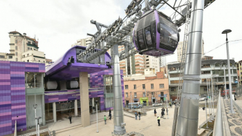 Ministro Arias descarta riesgos en la Línea de Mi Teleférico Morado