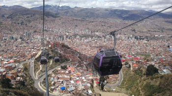 Mi Teleférico reanudó sus servicios en la línea Morada