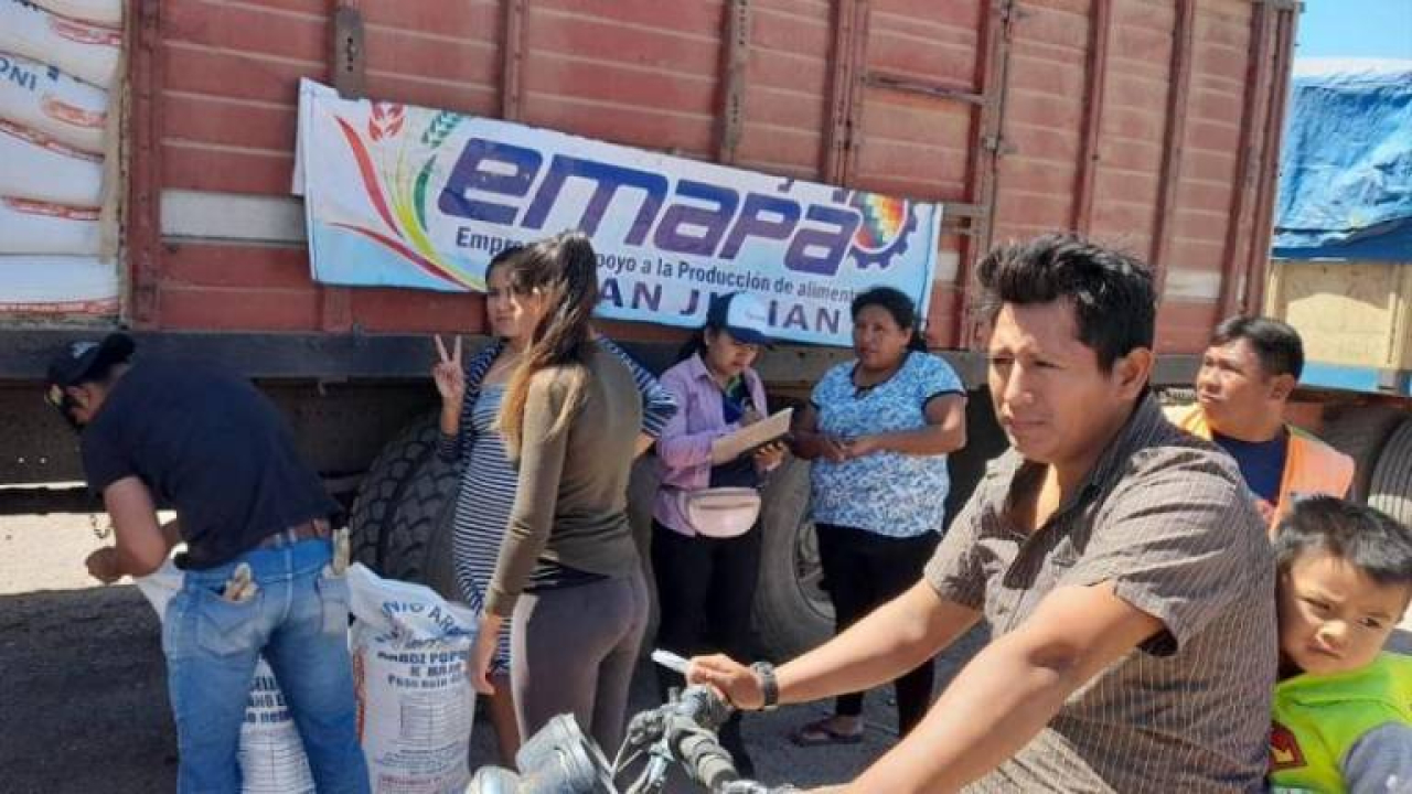 Viceministerio de Lucha Contra el Contrabando decomisa 180 quintales de arroz y arrocillo de Emapa que iban a Perú