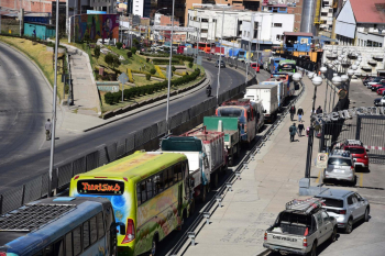 YPFB importa diariamente 6 millones de litros de diésel para abastecer el mercado