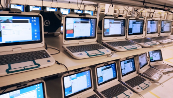 Quipus provee 19.635 computadoras “Kuaa” al municipio de Santa Cruz para fortalecer la educación