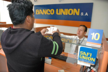 Banco Unión es distinguido con galardón