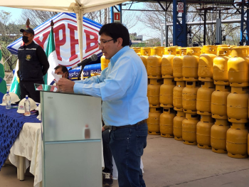 YPFB entrega en Bermejo 1.000 garrafas de GLP recalificadas y renueva stock para seguridad de los usuarios