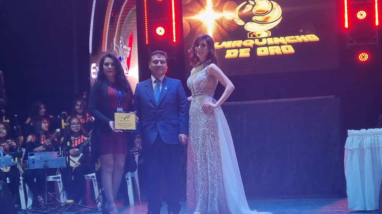 YLB es premiado con el “Quirquincho de Oro” como mejor stand en la Expoteco 2022
