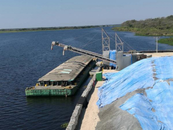 Salió la primera exportación de urea rumbo a Uruguay