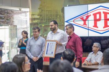 YPFB recibe cinco certificaciones de calidad ISO 9001 por Ibnorca