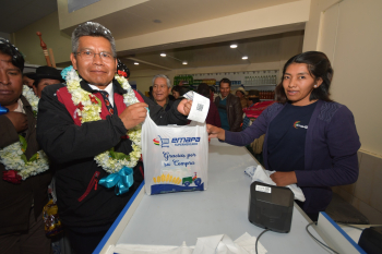 Emapa abre nuevo supermercado en Viacha con productos nacionales a precio justo